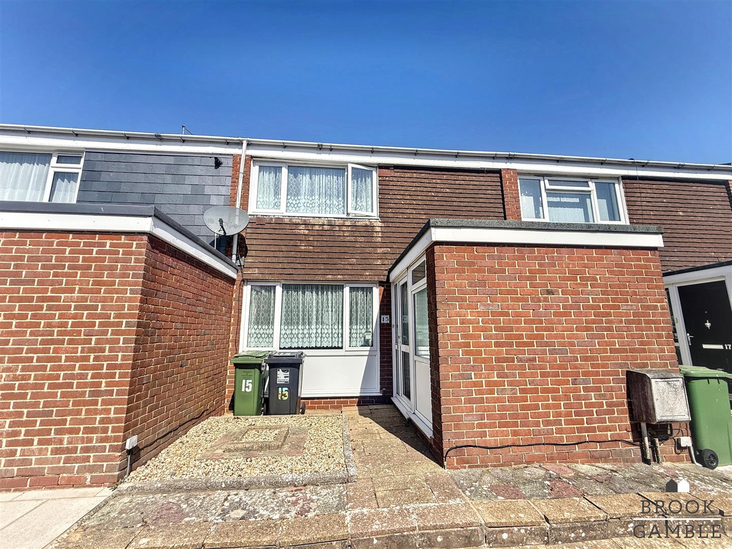 2 Bedroom House for Sale: £244,950. Biddenden Close in Eastbourne, East Sussex